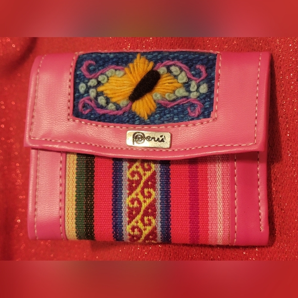 Peruvian Handmade Textile Small Pink Leather Wallet - Picture 11 of 11